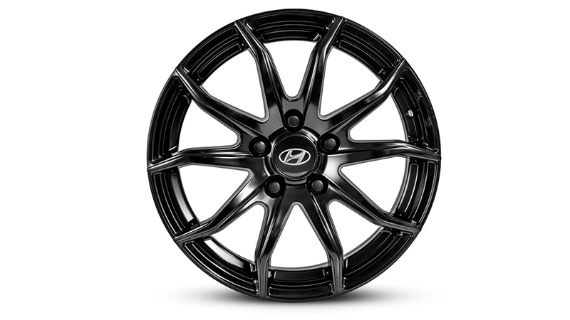 17 inch Gunsan Satin Black Alloy Wheel.
