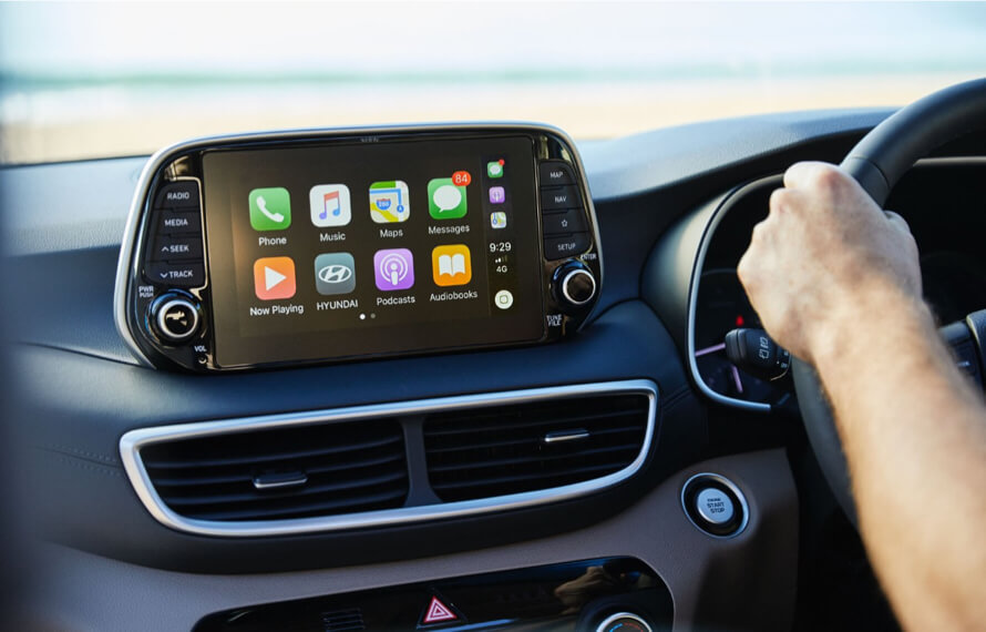 Apple CarPlay<sup>TM[P1]</sup> and Android<sup>TM[P2]</sup> Auto compatibility.