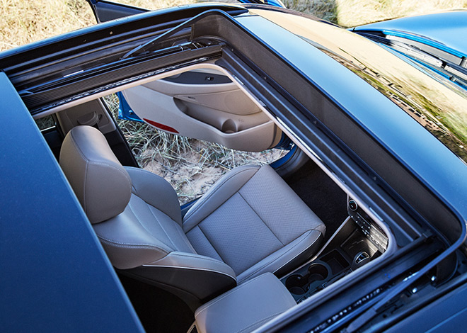 Panoramic Glass Sunroof.